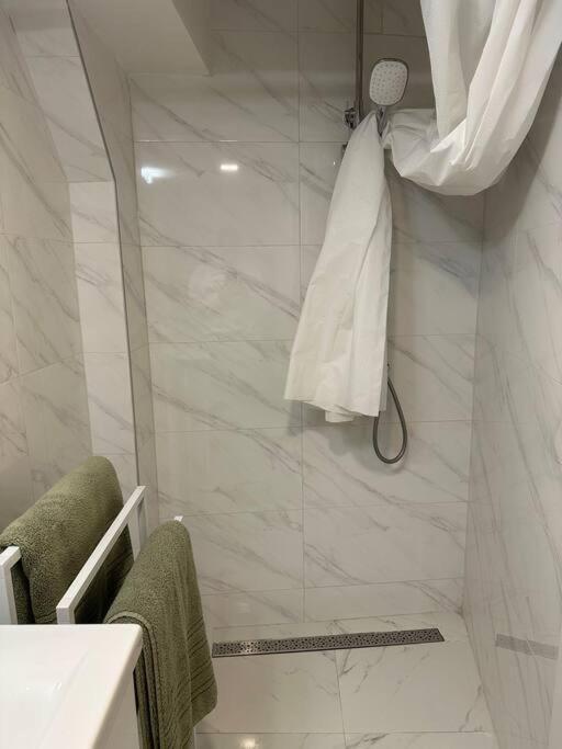 Apartment Avareen Verde Old-Town 150M To The Sea Ровин Екстериор снимка